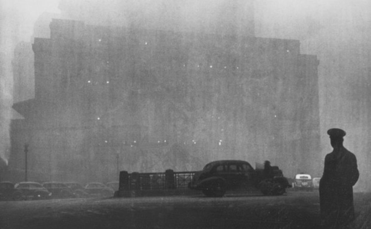 A picture of smoggy Pittsburgh